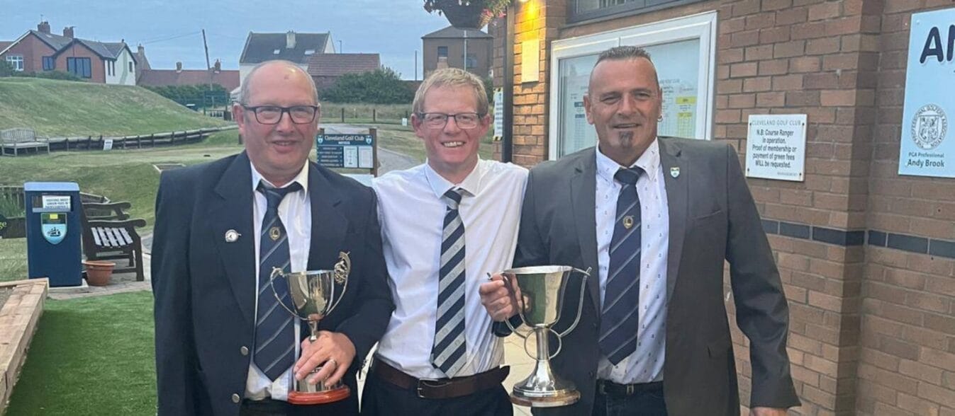 Steven Hutchinson (left)