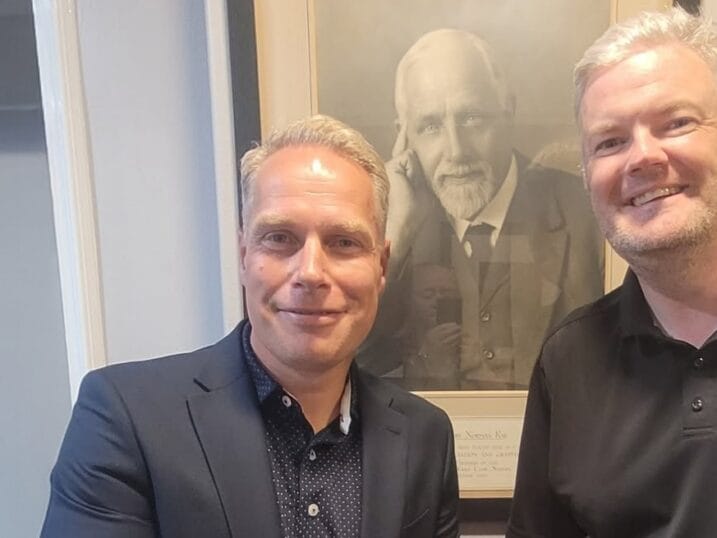 Richard Wheatley (right)