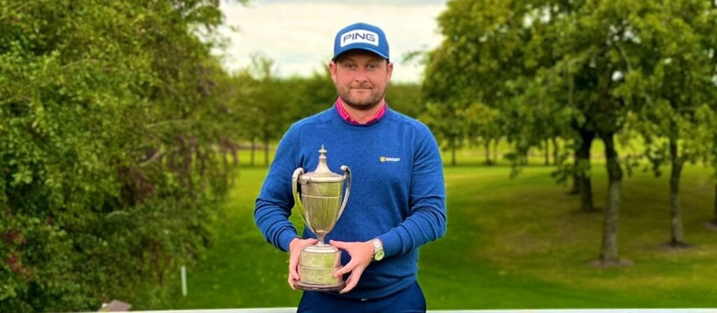 James Walker wins the Lancashire Open to secure northern OOM