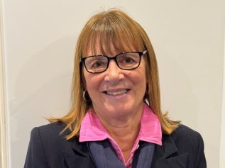 Shirley Firth