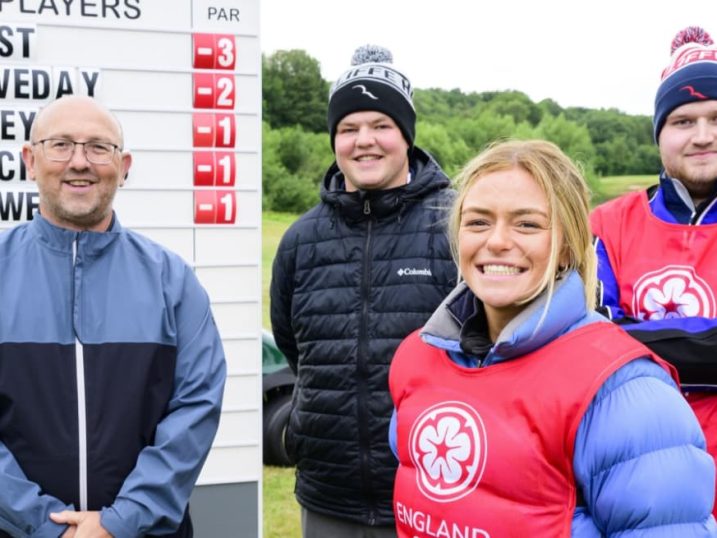 Golf volunteers