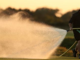 Greenkeeper hand-watering