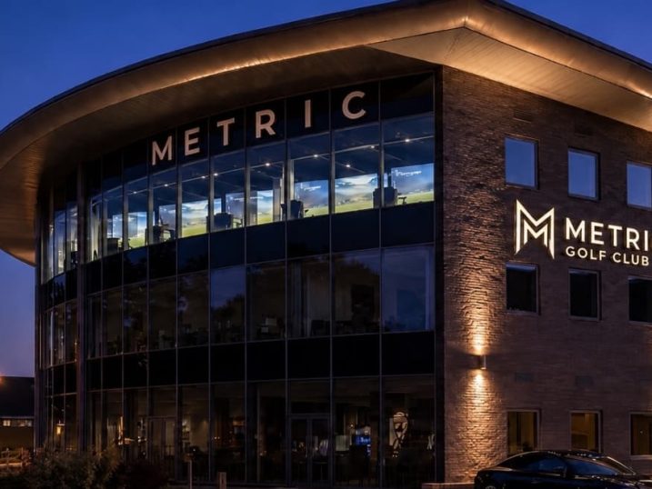 Metric Golf Club
