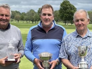 Steve Anderton (centre)