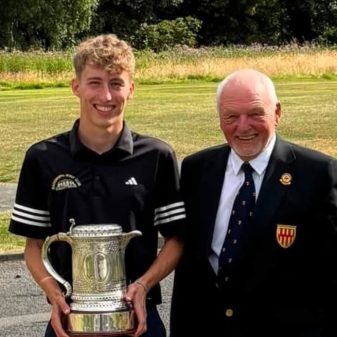 Ben Brown and NUGC president John Bell