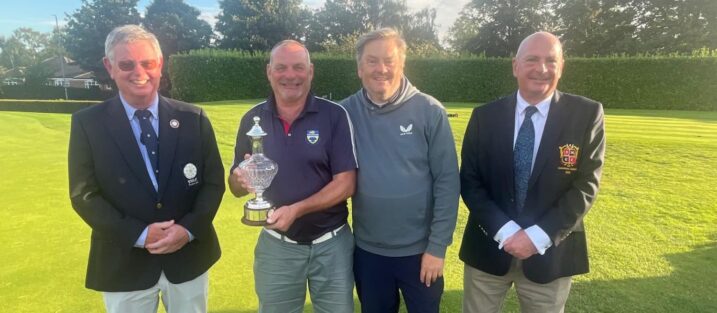 YUGC president Bruce Light, Richard Norton, Warren Lockett and Sand Moor captain Paul Cornish