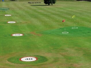 19th Hole col