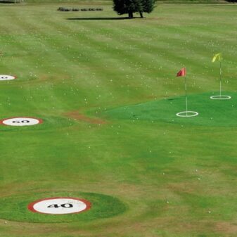 19th Hole col